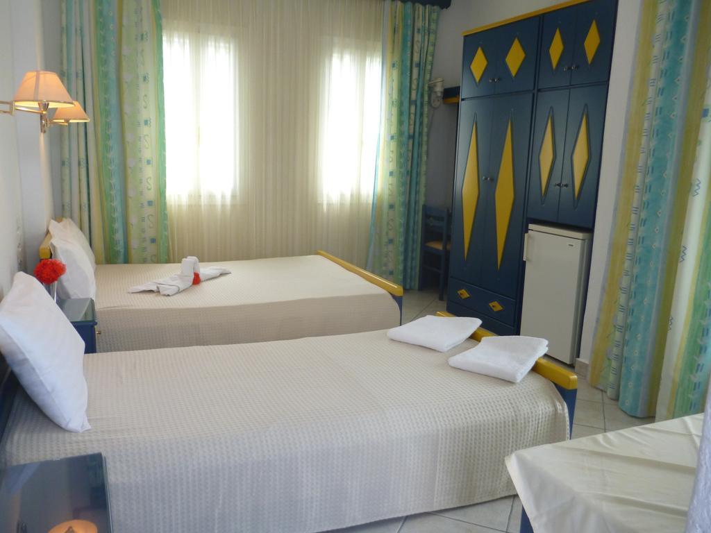 Two-Bedroom Apartment (4 Adults),1355237489:JPEG